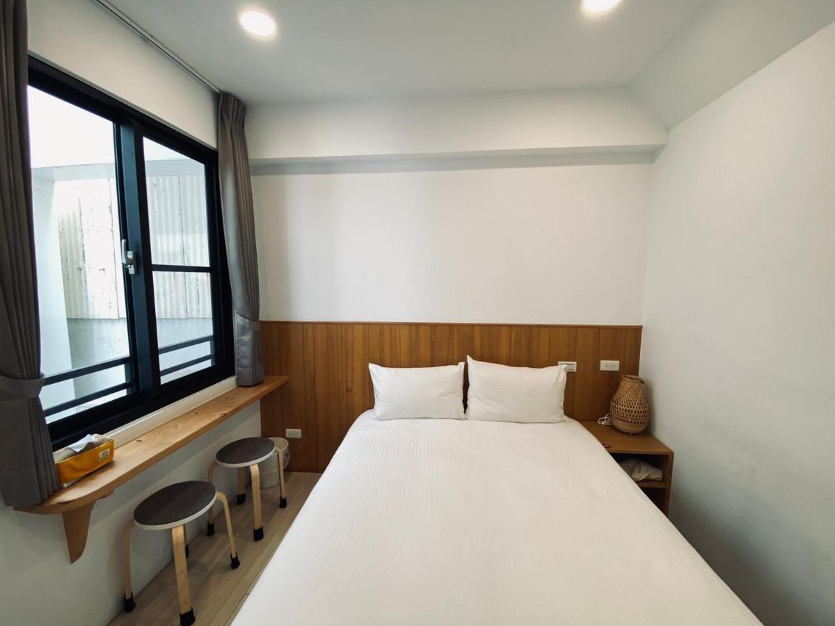 良文旅 Ryou Hotel Тайнань Екстер'єр фото